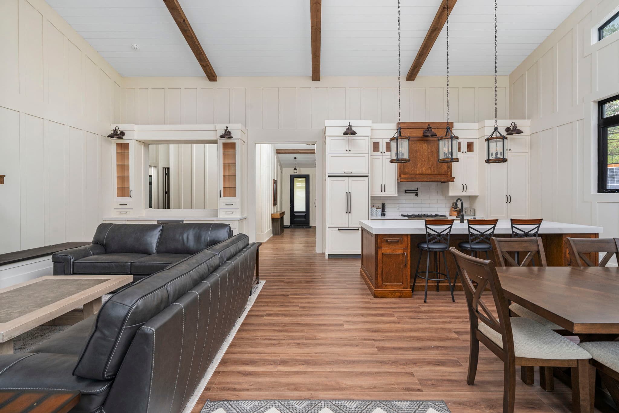 Port Severn Cottage w/ Games Room — 6 of 13